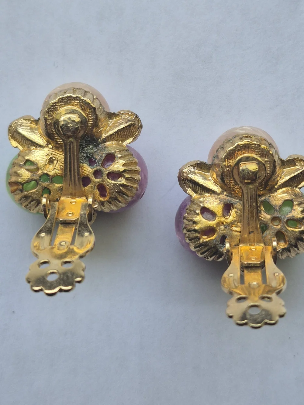 Vintage Multicolor Pastel Cluster Clip On Earrings